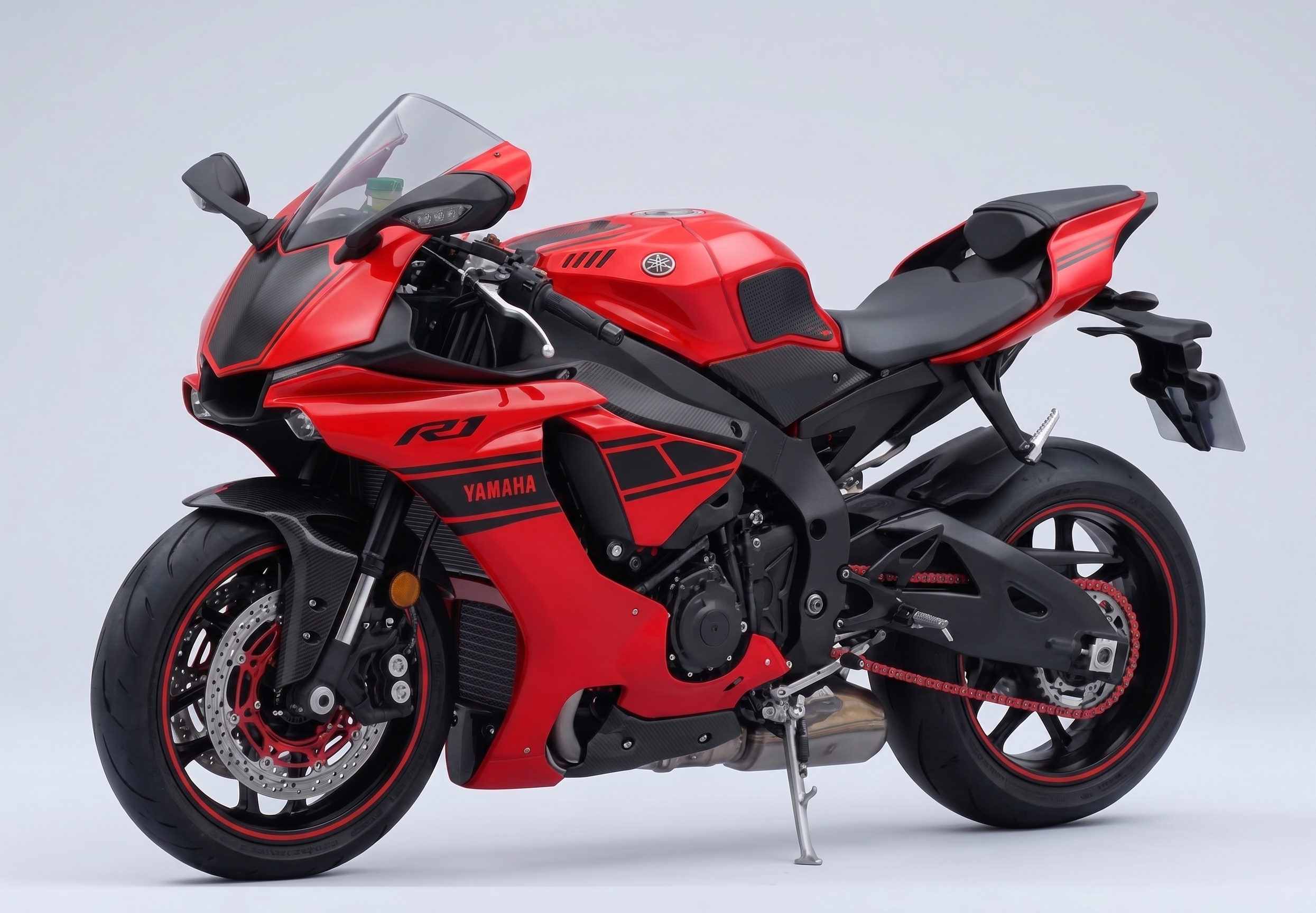 Motos